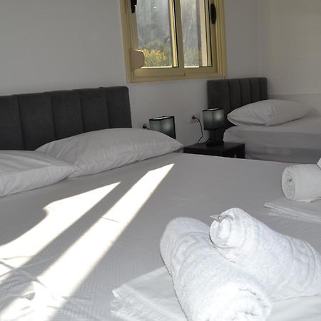 Vlorë Seaview Gateway 2 Bedrooms Apartment & Garage מראה חיצוני תמונה