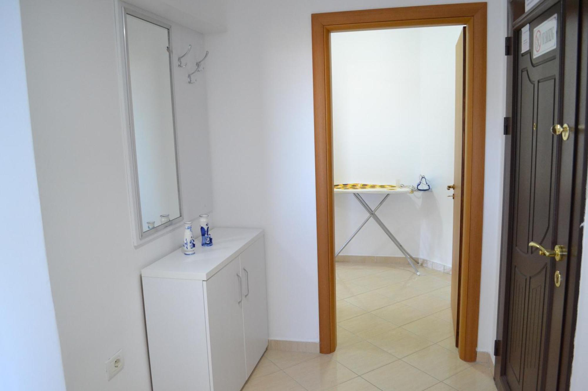 Vlorë Seaview Gateway 2 Bedrooms Apartment & Garage מראה חיצוני תמונה