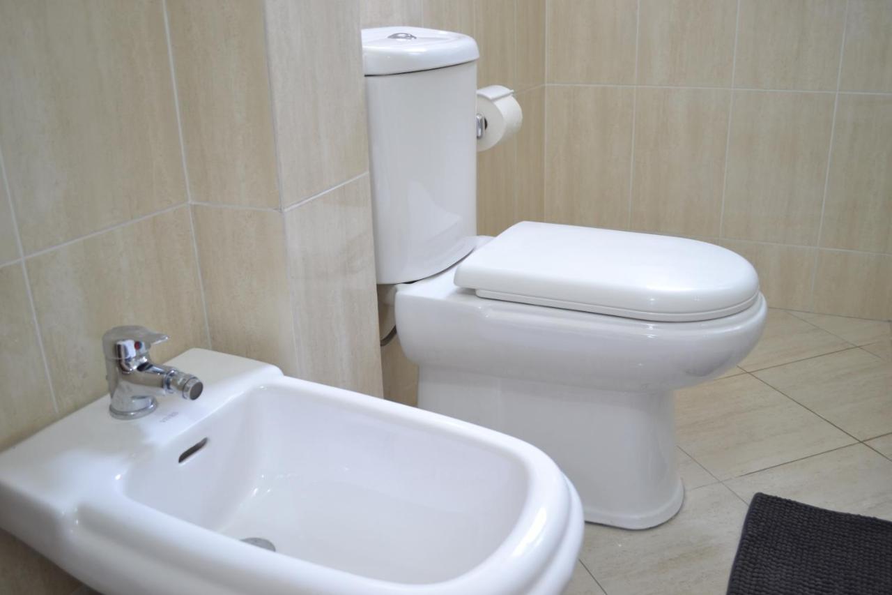 Vlorë Seaview Gateway 2 Bedrooms Apartment & Garage מראה חיצוני תמונה